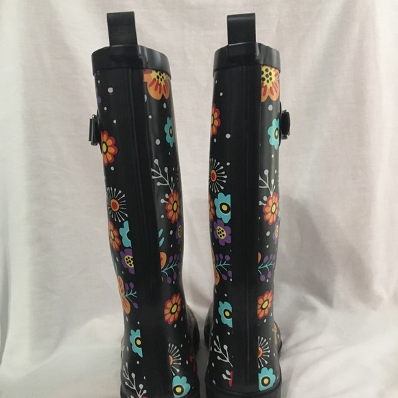 ⚡️ FLASH - Black floral rain boots - Picture 4 of 7